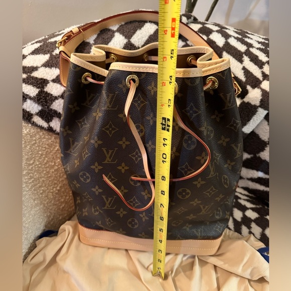 ✨AUTHENTIC✨ Louis Vuitton Monogram Noe Shoulder Bag -Vintage/Repaired … - Picture 7 of 17